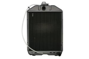 Radiator compatibil: MWM D226-3; D226-4; D227-4, RENAULT 70-12 F, 70-12 LB, 70-12 V, 70-14 F, 70-14 LB, 70-14 V, 80-12 F, 80-12 V, 80-14 F, 80-14 LB, 80-14 V, 58-12, 58-12 LS, 65-12 LS, 65-12 RS