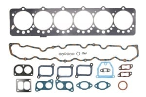 Garnitura chiulasa compatibil: JOHN DEERE 6081A; 6081H; 6081HN; 6081T; 6081TN, JOHN DEERE 7710, 7810, 8100 T, 8110, 8110 T, 8200 T, 8210, 8210 T, 8300, 8300 T, 8310, 8310 T, 8400, 8400 T, 8410