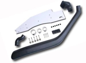 Snorkel compatibil: ISUZU CAMPO; RODEO 4JB1-T 2.8L DIESEL compatibil: ISUZU CAMPO 2.2 D (TFR52)/2.3 (TFR16)/2.5 D (TFR54)/3.1 TD (TFR69)/3.1 TD 4WD (TFS69) 08.88-
