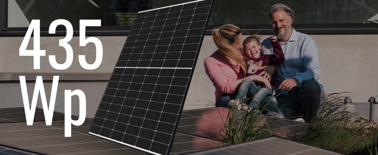Sharp dezvăluie panoul solar de 435 Wp – Tehnologia puternică TOPCon combinată cu designul cadru negru