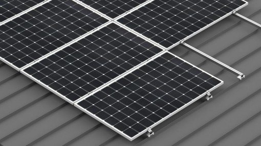 Sistem de prindere în tabla faltuita pentru 18 (2x9) panouri în plan vertical