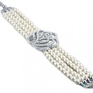 Bratara chic cu perlute si ornament trandafir cu cristale
