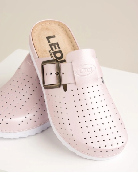 Ženske kožne klopme u svetlo roze boji, slika 2