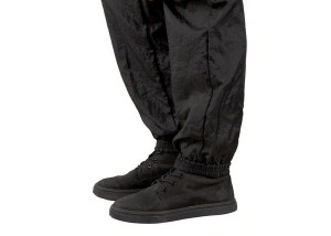 TIKIMA CRNE PANTALONE SA LASTIŠEM GALERIA