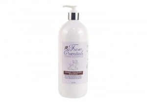 ŠAMPON ZA PSE SA BRAON-ČOKOLADNOM BOJOM DLAKE FRASER ESSENTIALS 250 ML, KONCENTRAT, 1 : 30 CLASSIC CHOCOLATE 