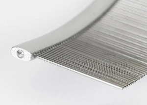 TALASASTI ČEŠALJ SA ALUMINIJUMSKOM DRŠKOM LAK KAO PERO 25 CM