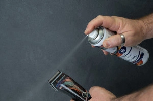 SPREJ ZA ČIŠĆENJE, HLAĐENJE I PODMAZIVANJE NOŽEVA SHOW TECH BLADE GUARD BOCA 300 ML