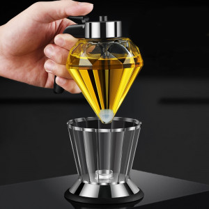 Recipient ulei din sticla in forma de diamant transparent , 200 ml - Img 2