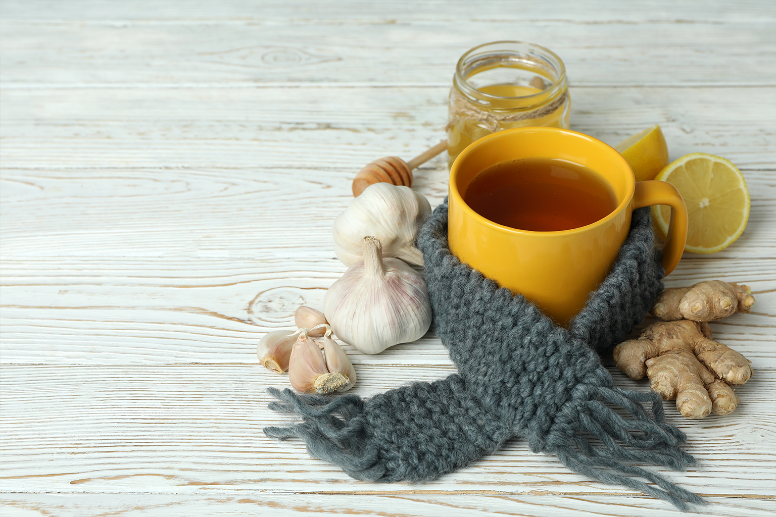 Cum pregătim imunitatea pentru sezonul rece: vitamine, minerale și plante adaptogene esențiale