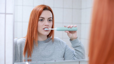 Cum mentii sanatatea dintilor: recomandari de produse pentru igiena orala si reguli de zi cu zi