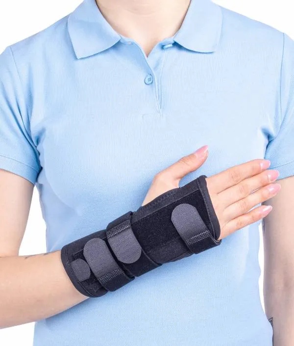 Selectie Orteza pentru incheietura mainii – mana fixa Carpofix SRT 233, M1, Triamed - Verificat Îngriijire și recuperare medicală remediumfarm.ro Selectie Orteza pentru incheietura mainii – mana fixa Carpofix SRT 233, M1, Triamed - Verificat Îngriijire și recuperare medicală remediumfarm.ro