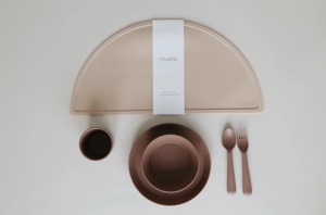 Gift Set Timpul Mesei Blush/Woodchuck, Mushie