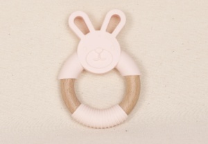 Jucarie dentitie inel lemn iepure blush, Little Prints
