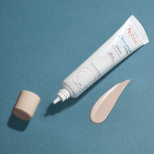 Emulsie de zi nuantatoare cu SPF30 Cleanance Women, 40ml, Avene - Img 4