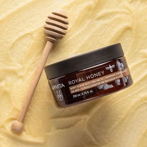 Exfoliant pentru corp cu sare de mare si uleiuri esentiale Royal Honey, 200ml, Apivita - Img 2