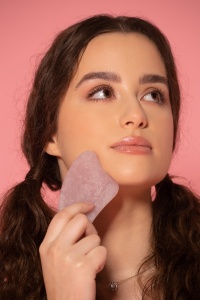 Gua sha din quartz roz, Meloni - Img 2