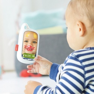 Jucarie Telefon Selfie Explore & More, 6L+, 185650, Skip Hop