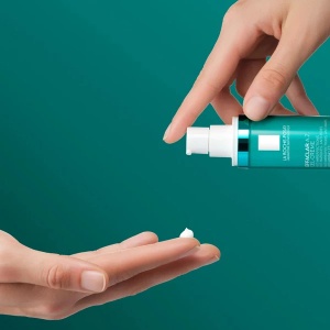 Gel-crema Effaclar A.Z. anti-imperfectiuni si anti-imbatranire, 40ml, La Roche-Posay - Img 4
