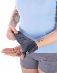 Orteza pentru incheietura mainii Unofix Sport SRT249, marime universala, Triamed - Img 2