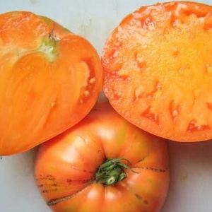 rosii inima de Bou orange tăiată