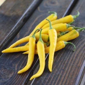 Ardei pentru boia Yellow Cayanne (0,5 g) seminte ardei iute galben de Cayenne, gust iute, perfect pentru murat sau boia, Kertimag