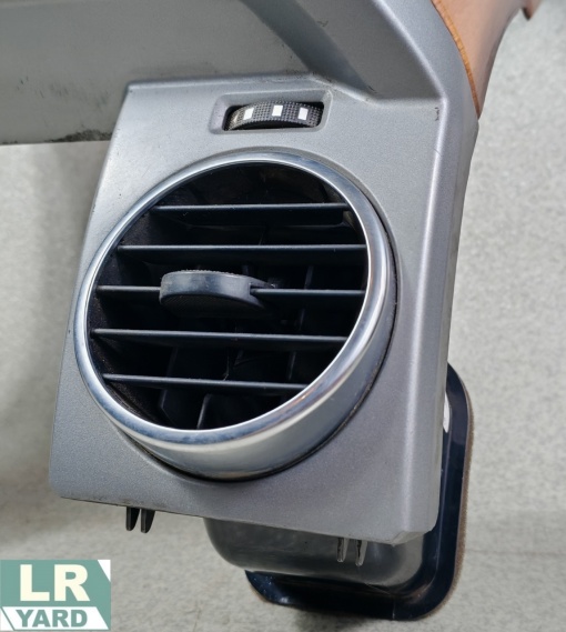 Grila ventilatie centru stanga DISCOVERY 3 2005-2009 JBD500150WCQ 5H22-01454-GA