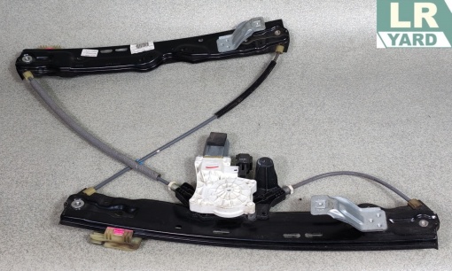 Jaguar XE RANGE T4N29080 Jaguar XE RANGE front right-hand crane