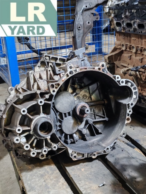 Manual gearbox FREELANDER 2 2006-2014; RANGE ROVER EVOQUE 2012-2018 LR02424707 BJ3R7002BA