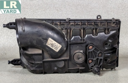 Air filter housing right 4.4 TDV8 LR095795