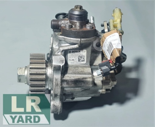 thumbnail image 2 of County Water Pump LR089625 For Land Rover Discovery 4 & 5, Range Rover Sport 3.0 TDV6 – Genuine Replacement 2 of 6