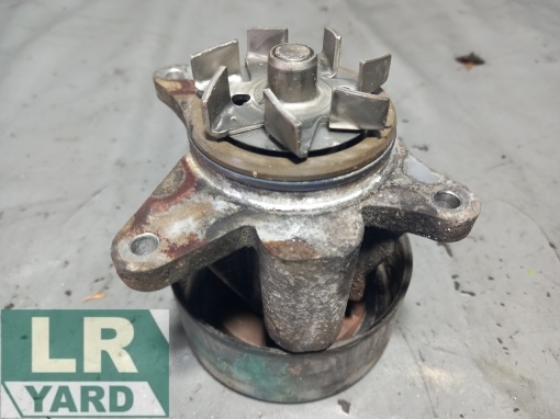 Water pump 2.7 TDV6 LR009324