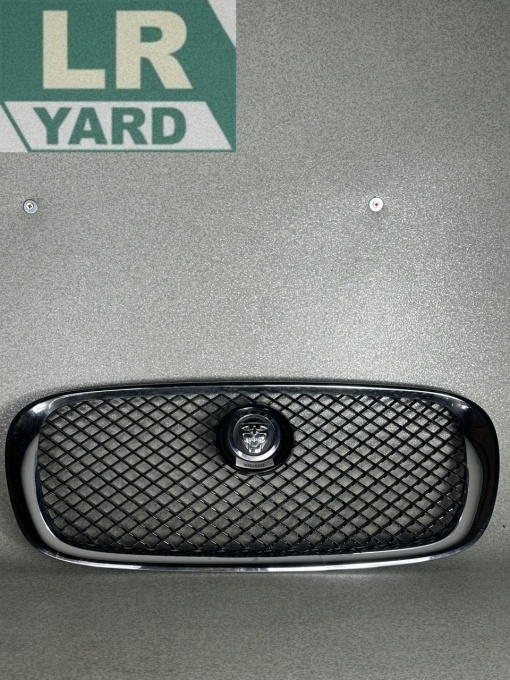 Jaguar XF radiator grille C2Z14892