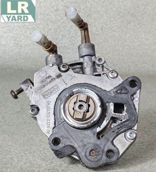 Pompa vacuum Motor 3.0 TDV6 Gen1 Euro5; Motor 3.0 TDV6 Gen2 Euro6 LR096061 CK5Q-2A451-AB