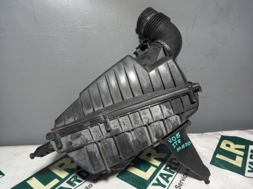 Left air filter housing 4.4 TDV8 LR02222812