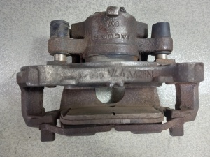 Caliper dreapta fata RANGE ROVER VELAR ≥2017 ; Jaguar ALL NEW XF; Jaguar F-PACE; Jaguar XE RANGE LR090688 GX73-2B294-BA - Img 2