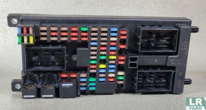 Fuse panel DISCOVERY 3 2005-2009; RANGE ROVER SPORT 2005-2009 YQE500420420SW 7H3214B476AASW - Img 1