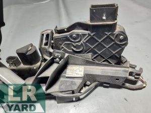 Jaguar XF C2P12259 Right Rear Spindle 8x2A-26412-AB - Img 2