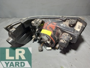 Left headlight XBC000290 Broken catches - Img 2