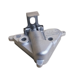 Intinzator lant primar distributie fata motor LR138833 Land Rover