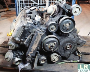 Motor cu accesorii 2.5 Motor 2.5 TD5 LBB001190 1H1Z-6005-AA, LBB001190