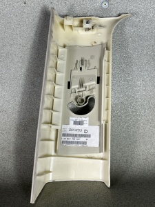 Ornament interior stalp C dreapta RANGE ROVER 2010-2012 LR011787 9H42-243W10-AB - Img 2