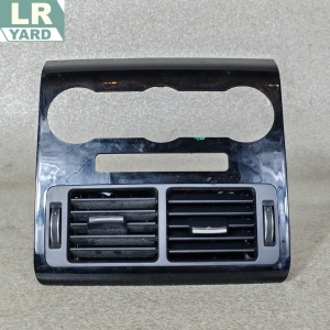 Rear air vent grilles RANGE ROVER SPORT 2014-2022; RANGE ROVER EVOQUE 2012-2018; DISCOVERY SPORT &gt;2015; DISCOVERY 5 &gt;2017; NEW DEFENDER &gt;2020 LR087337 - Img 1