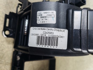 Grila ventilatie centru dreapta Jaguar XF C2Z25953 CX2319K617BC - Img 2