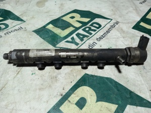 Rampa injectoare stanga Motor 3.0 TDV6 Gen1 Euro5 LR040877 cu senzor 9X2Q-9D280-EA - Img 2