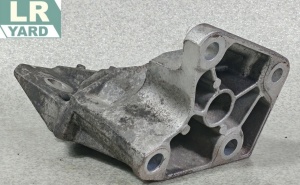 Suport motor dreapta Motor 3.0 TDV6 Gen1 Euro5; Motor 3.0 TDV6 Gen2 Euro6 RANGE ROVER 2013-2022; RANGE ROVER SPORT 2014-2022; DISCOVERY 5 2017≥ LR122399 CPLA-6037-CB