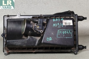Air filter housing right 4.4 TDV8 LR095795 - Img 2
