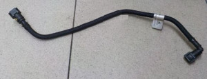 Fuel return line LR036718 Land Rover