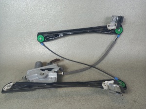 Macara dreapta fata Jaguar S-TYPE XR841309 2R83-5423200-AF - Img 2