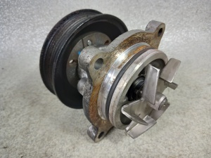 Pompa apa Motor 4.4 TDV8 LR022688 AL3Q-8501-CA, LR022688
