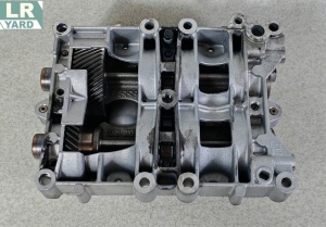 Carcasa cu arbori balansieri Motor 2.2 TD4/SD4 LR054285 6G9Q-6D356-AB - Img 2